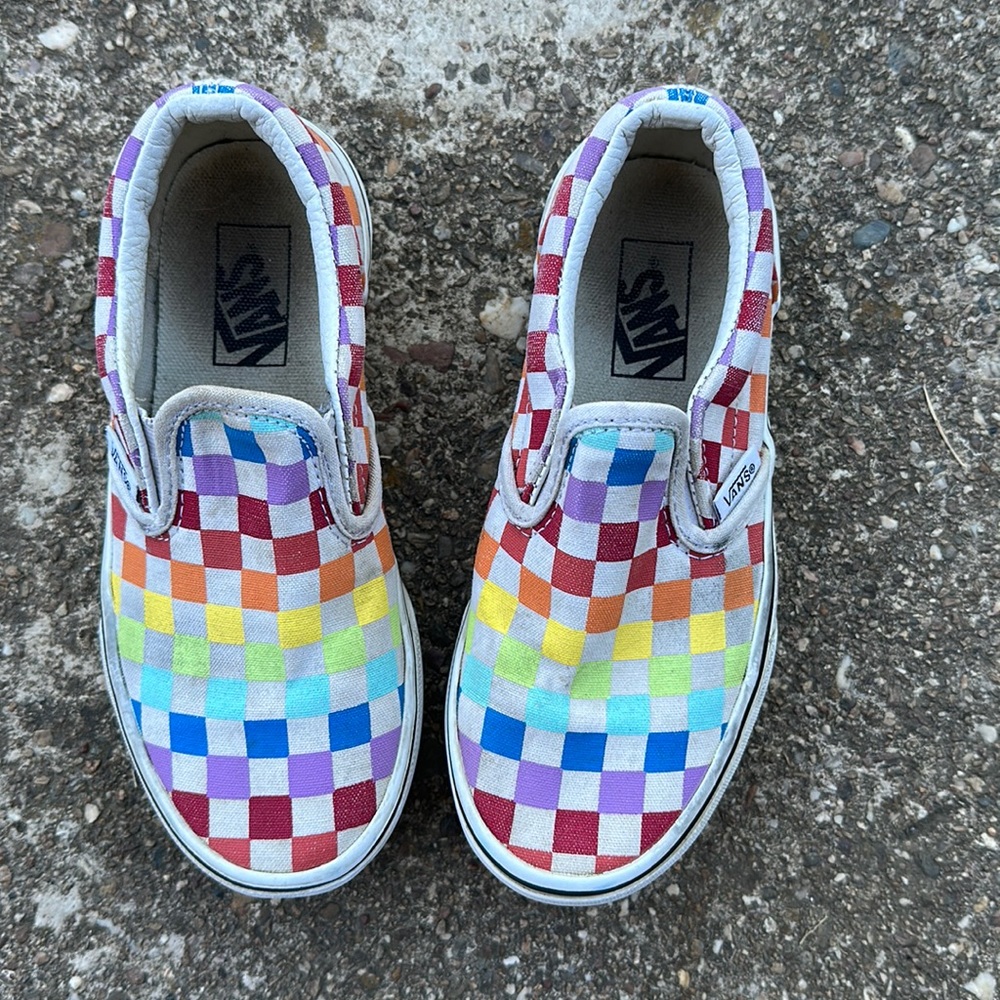 Kids rainbow 🌈 checkered Vans